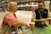 Ein spartanisches Fr�hst�ck am Flughafen